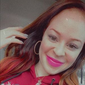 Meet your Posher, Carmen